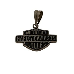 Harley Davidson Motor Cycles Sterling Silver Pendant Necklace Logo Biker 925